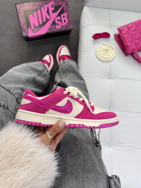 Tênis Nike Dunk Low