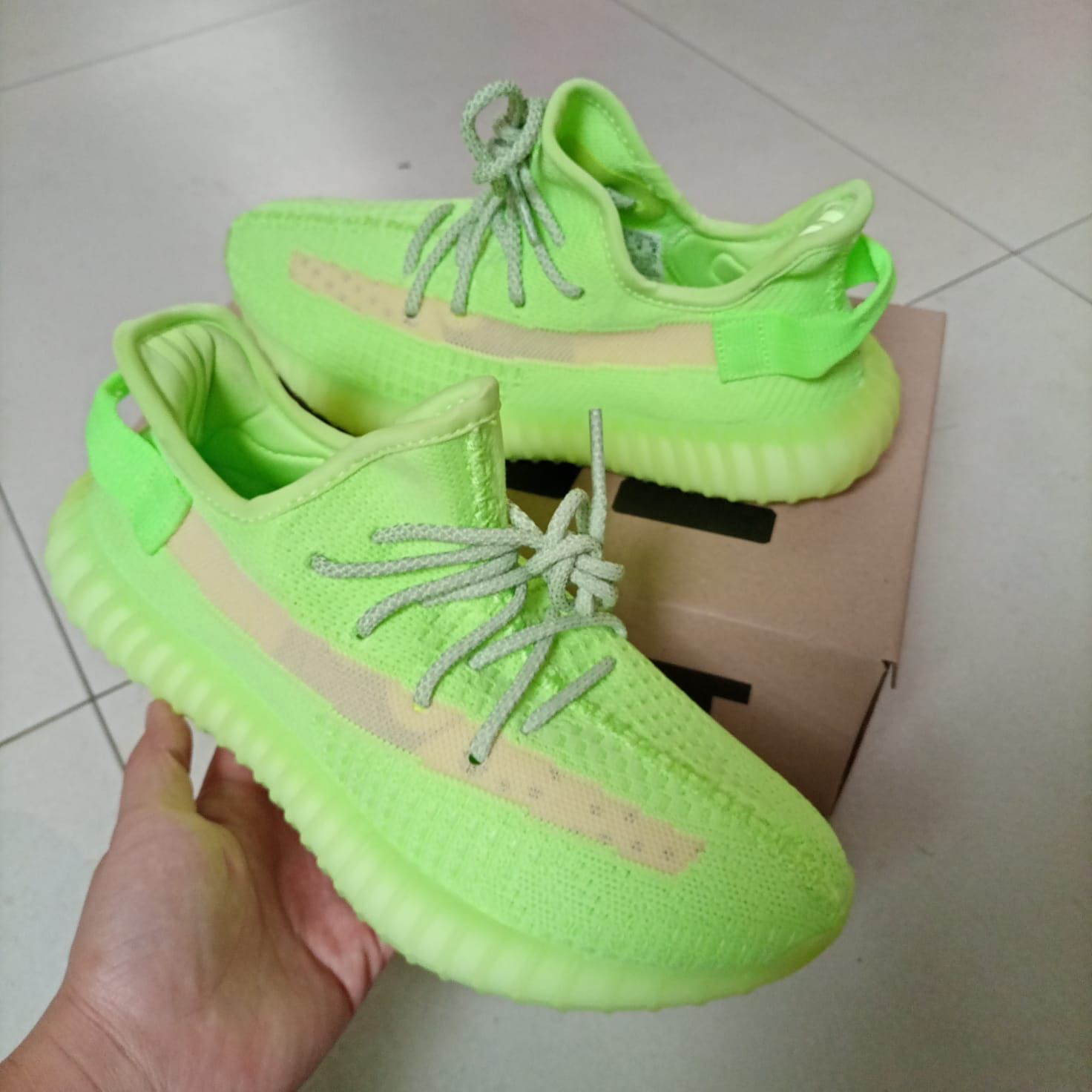 Adidas Yeezy Boost 350 V2