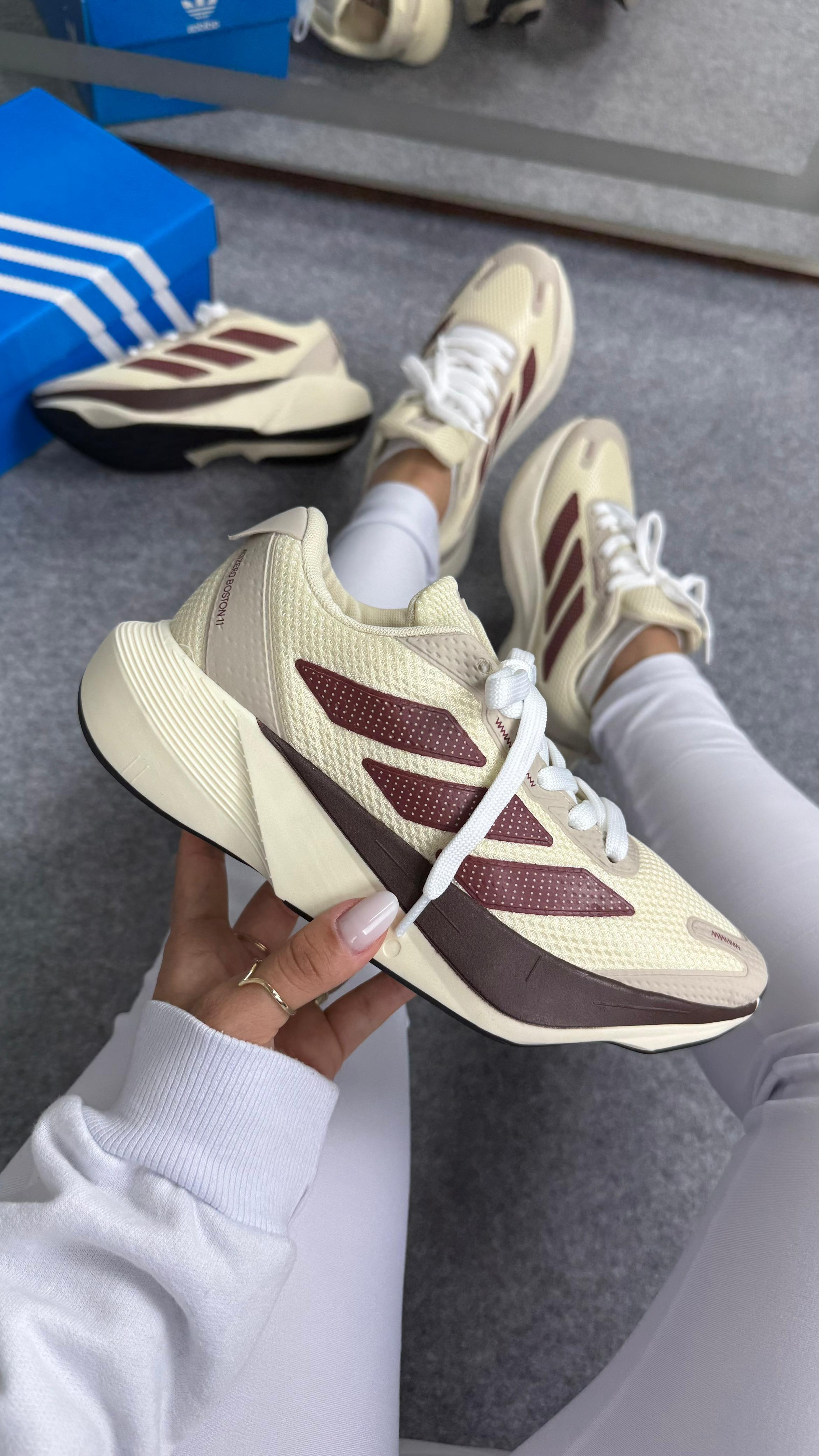 Adidas Adizero Boston 11